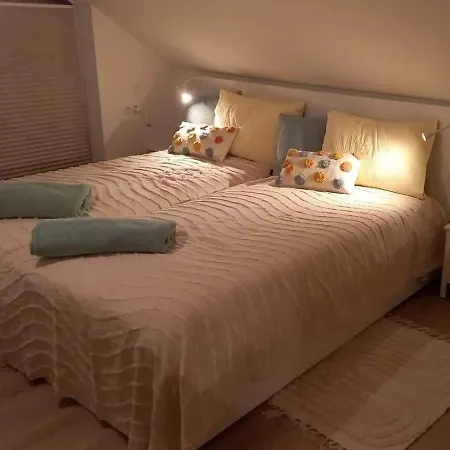Apartment Kotedzas Draugiskas Augintiniams Vysnia Prie Juros Cherry House By The Sea