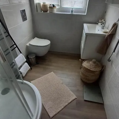Apartment Kotedzas Draugiskas Augintiniams Vysnia Prie Juros Cherry House By The Sea